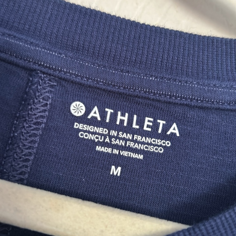 Athleta tie dye long sleeve sundown sweatshirt size medium - Picture 4 of 5